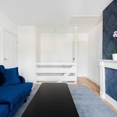 The Bluebird - One Bedroom Apartment In Watford Watford  Exterior foto